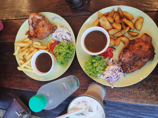 Brew & Cabin - Coffee, Grill & Western Food