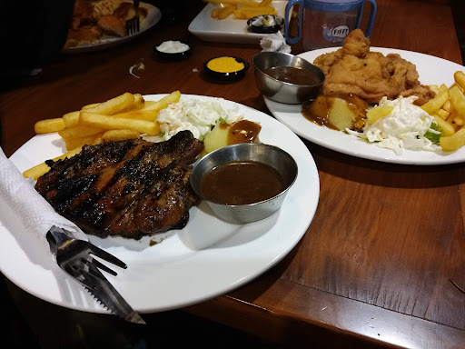 Daddy's Kitchen, Perlis