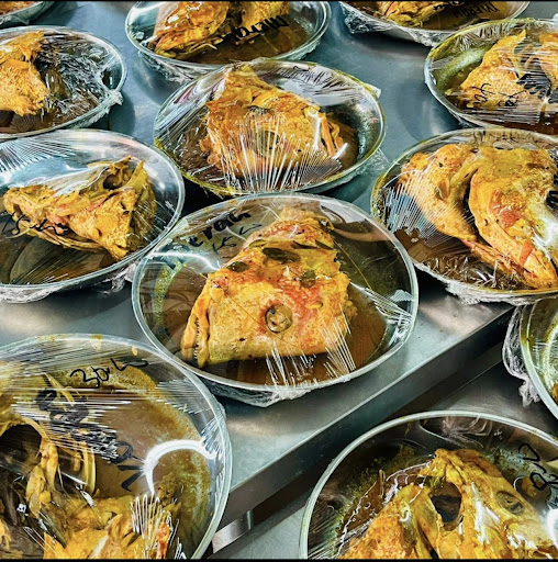 Restoran King Kari Kepala Ikan Pantai Remis