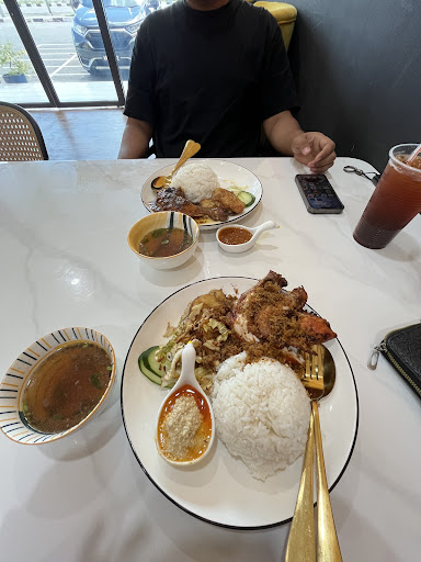 Bemat kitchen Cafe tasek gelugor