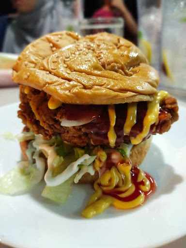 Pak Tam Burger Bakar N Western