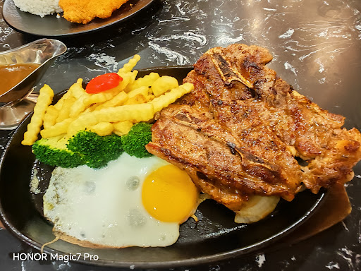 Win Win Western Food Pandan Indah