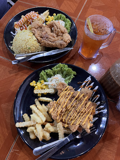 Arora Langgor Kitchen