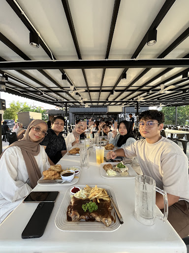 Der' Cabin Bistro Skudai