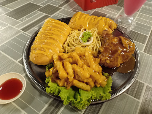 Salute Cafe