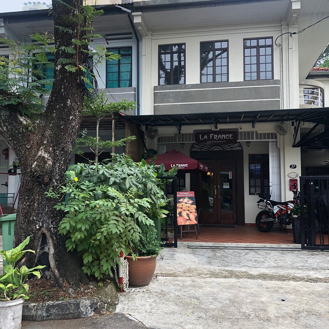 Pendapat tentang LaFrance Restaurant 1 Restoran LaFrance: Ulasan Pengalaman Makan Mewah