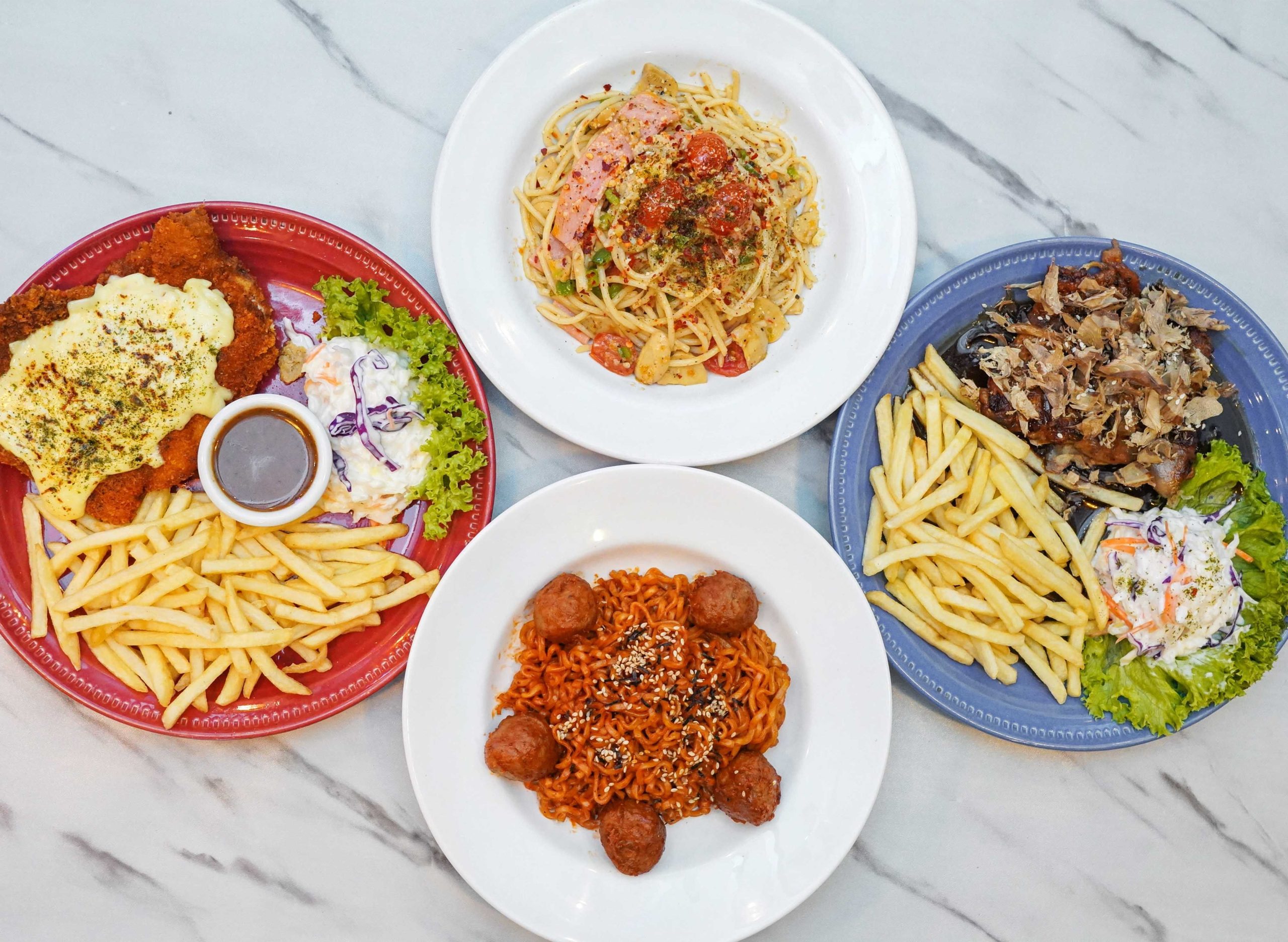 Pendapat tentang Gomix Cafe 1 Ulasan Gomix Cafe: Suasana Nyaman dan Menu Best!