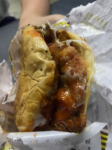 Pendapat tentang Burger selekoh kubur 1 Burger Terbaik di Malaysia: Pilihan & Ulasan Terkini