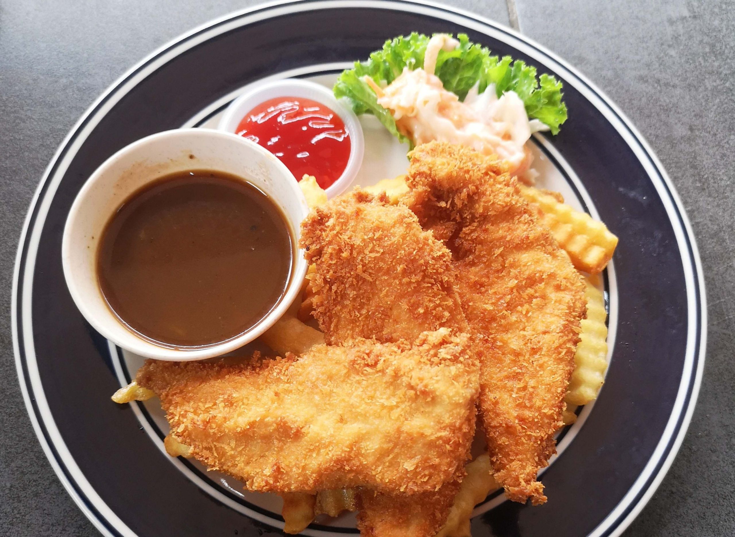 Tentang Moms Kitchen: Komen & Ulasan Menu Tempatan dan Barat