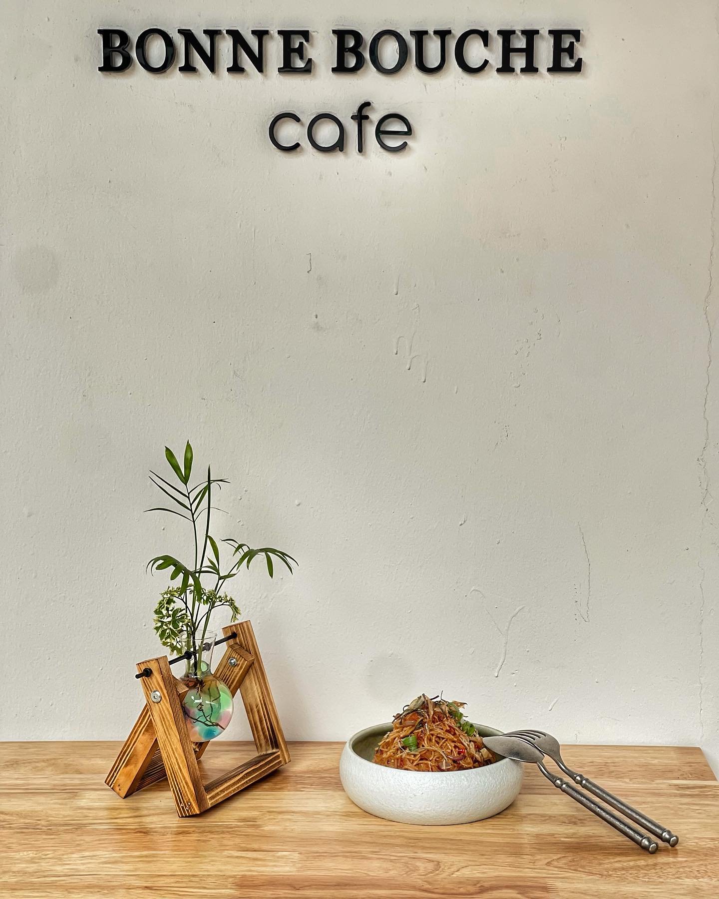 Pendapat tentang Bonne Bouche Cafe 1 Ulasan Pelanggan Bonne Bouche Cafe: Suasana & Kopi Terbaik