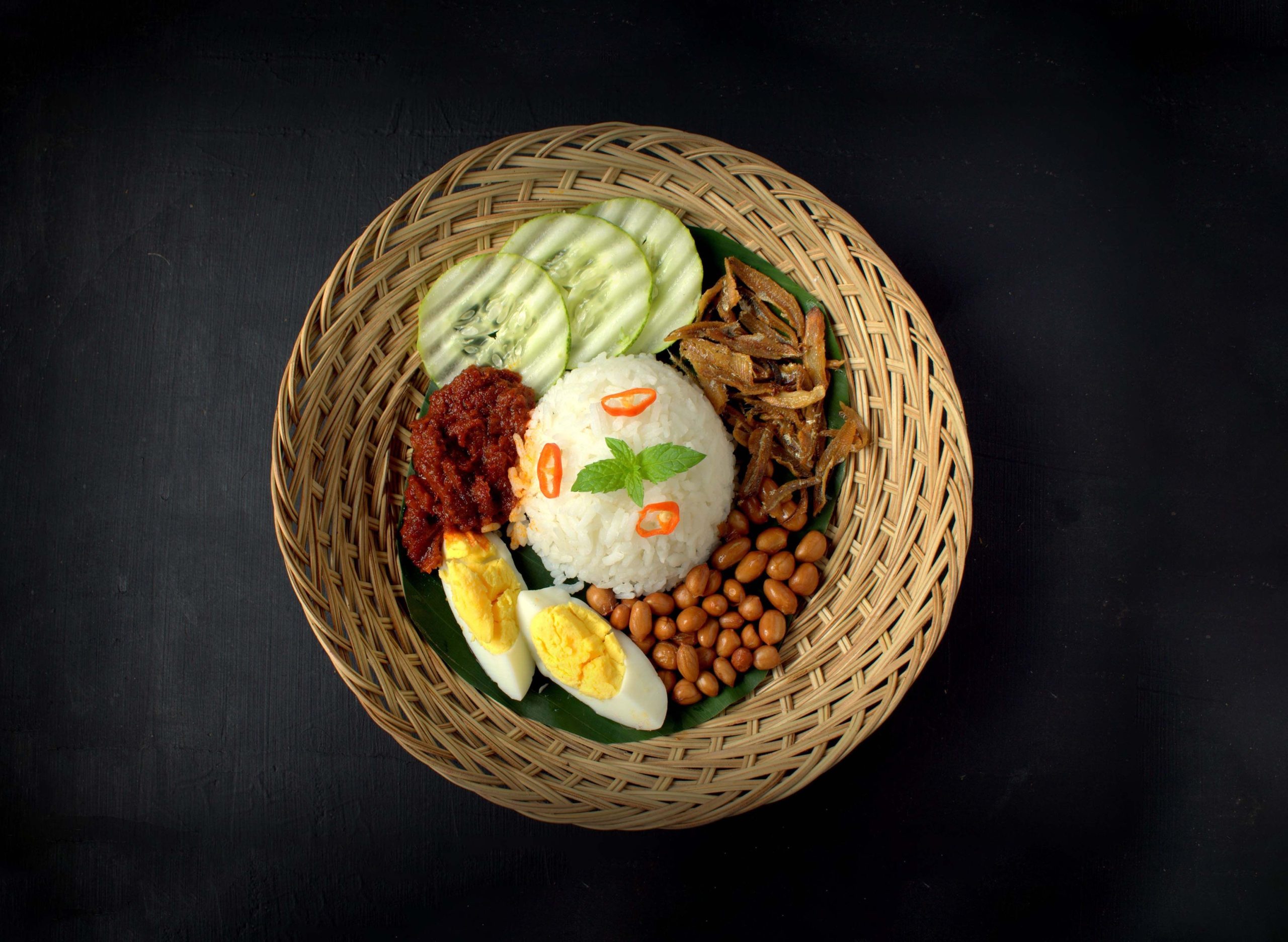 Pendapat tentang OLDSKOOL CAFE 1 Pendapat dan Ulasan tentang OLDSKOOL CAFE: Suasana Unik Retro & Menu Menarik