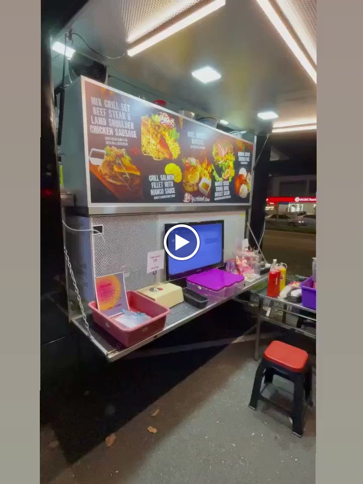 Pendapat tentang L&L Western Grill Food Truck 1 L&L Western Grill Food Truck: Ulasan Makanan & Pengalaman Pelanggan